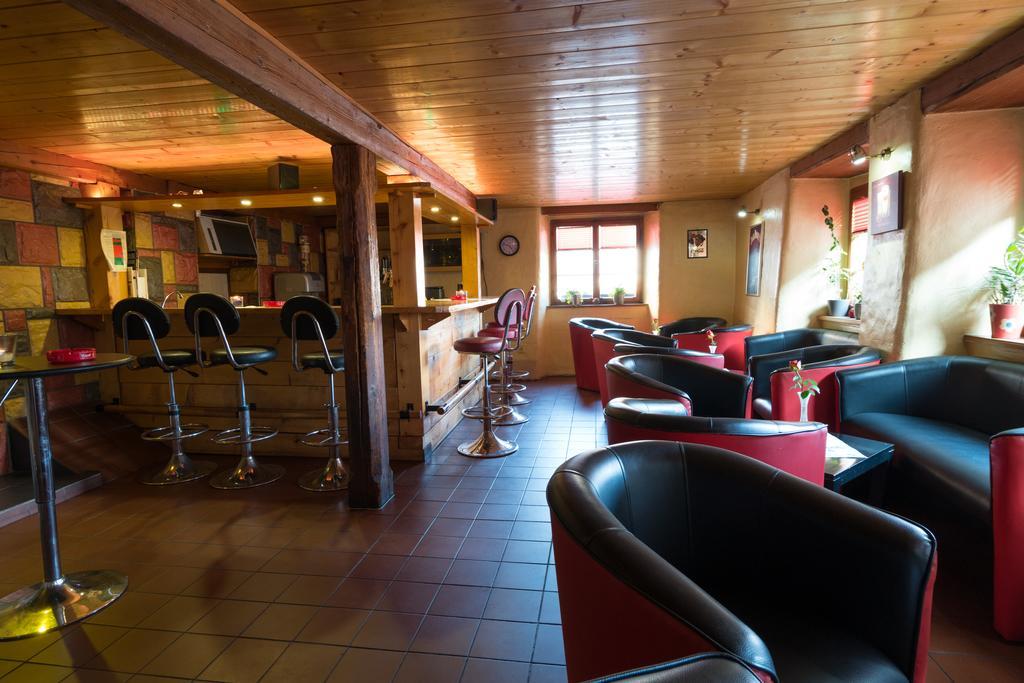 Wellnesshotel & Restaurant Hexenschopf 로핀겐 외부 사진