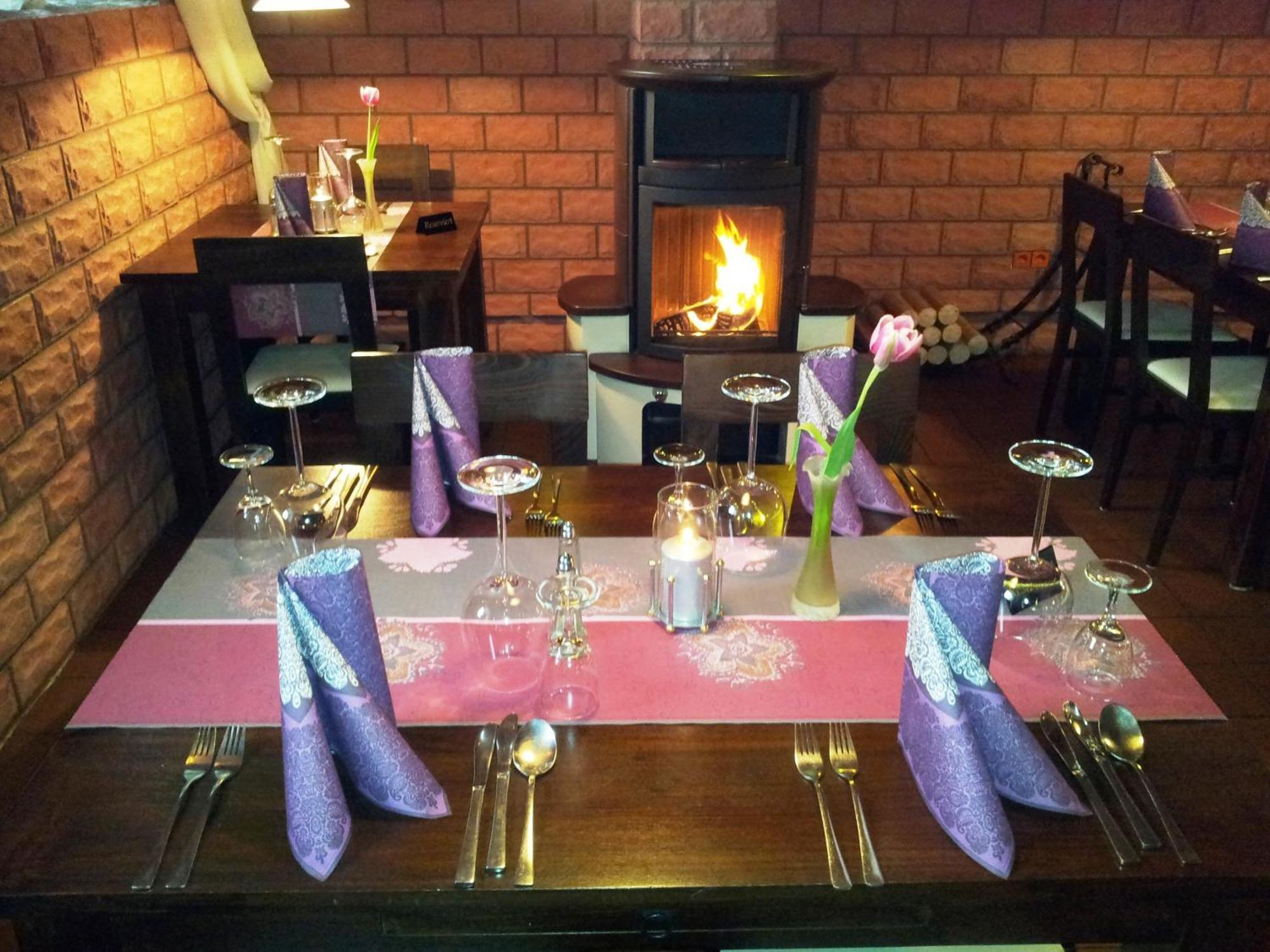 Wellnesshotel & Restaurant Hexenschopf 로핀겐 외부 사진