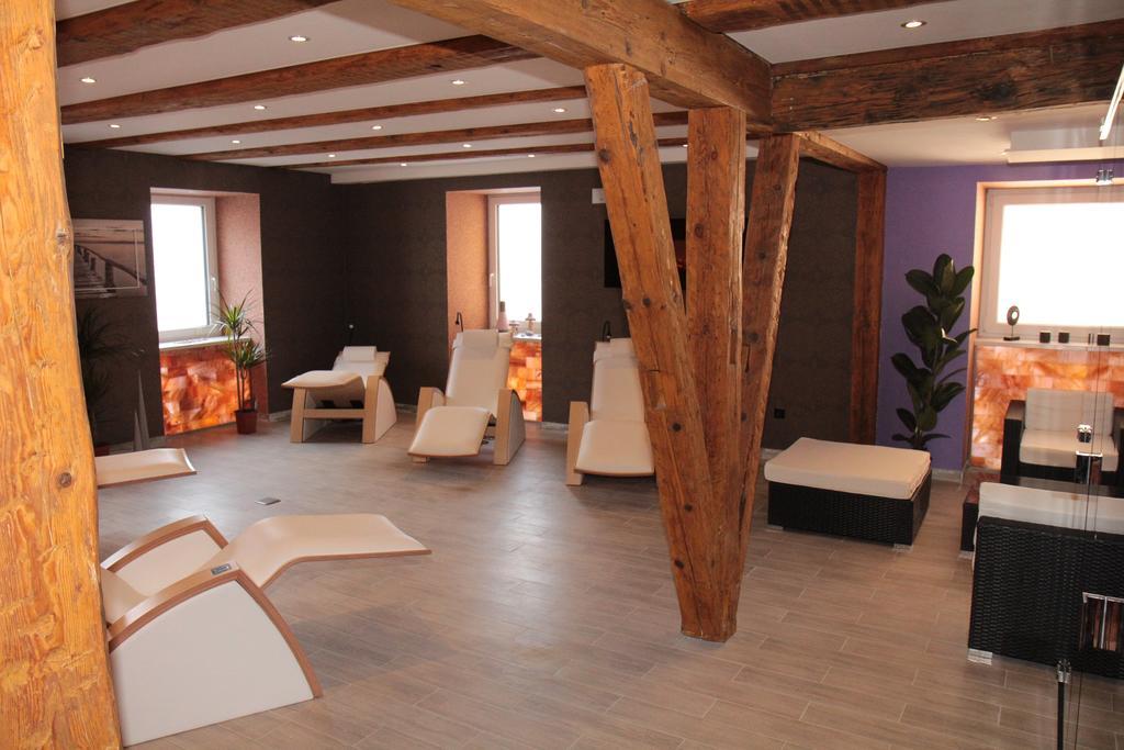 Wellnesshotel & Restaurant Hexenschopf 로핀겐 외부 사진