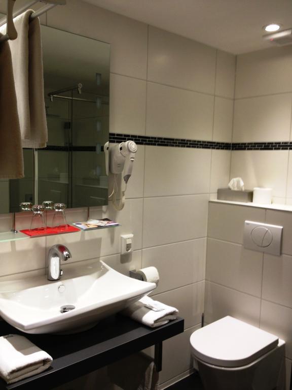 Wellnesshotel & Restaurant Hexenschopf 로핀겐 외부 사진